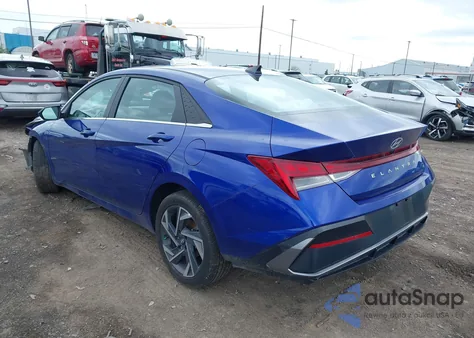 2024 Hyundai Elantra Sel z USA, uszkodzony, nr VIN KMHLS4DG2RU750734